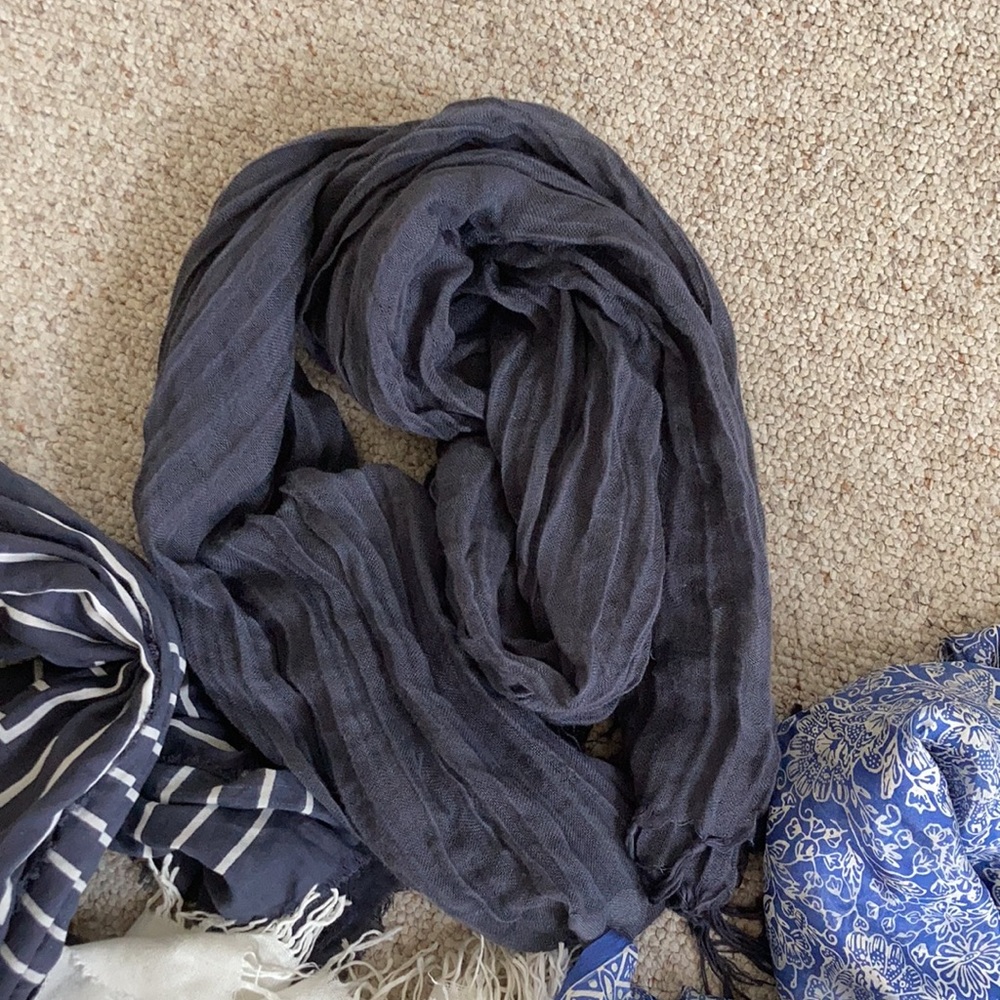 Scarves - image 3